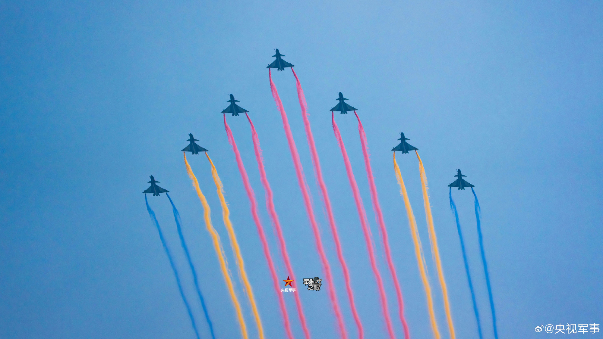 阅兵战机图集太太太震撼